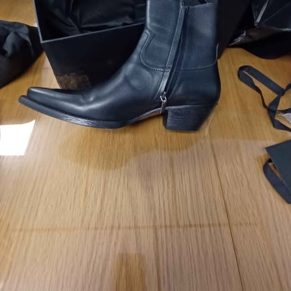 Black Leather Zip Up Boots